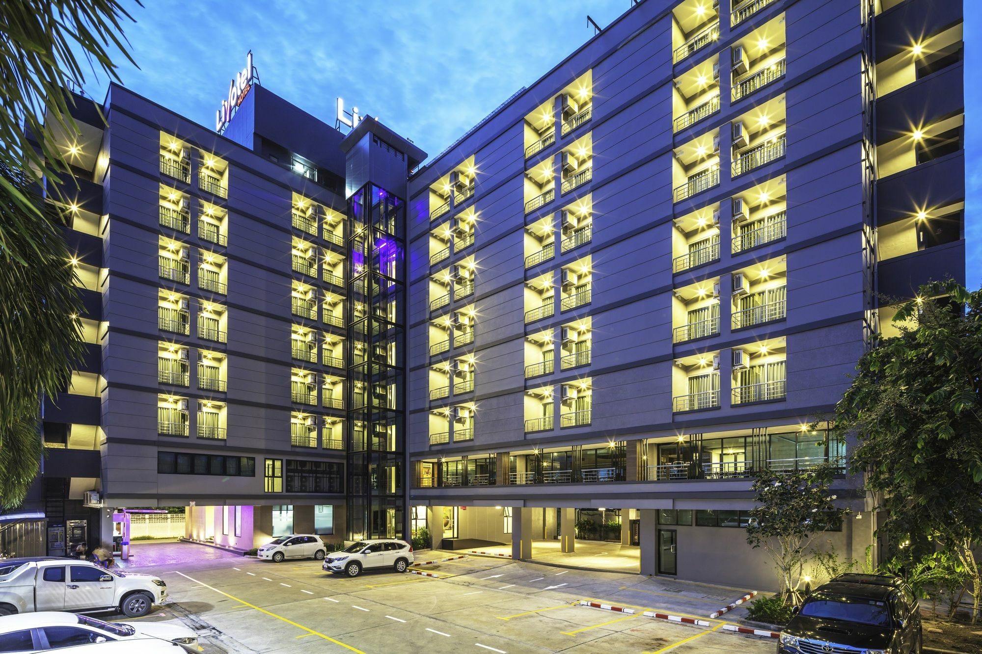 Livotel Hotel Hua Mak Bangkok Exterior photo